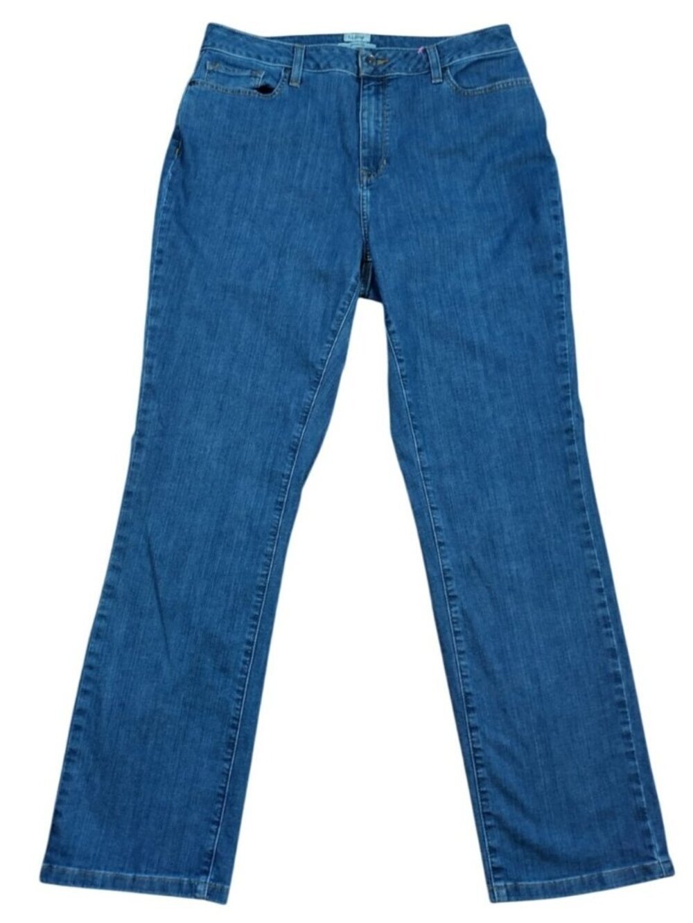 L.L. Bean Womens Size 14 Classic Fit Jeans Medium Blue Stretch Denim.